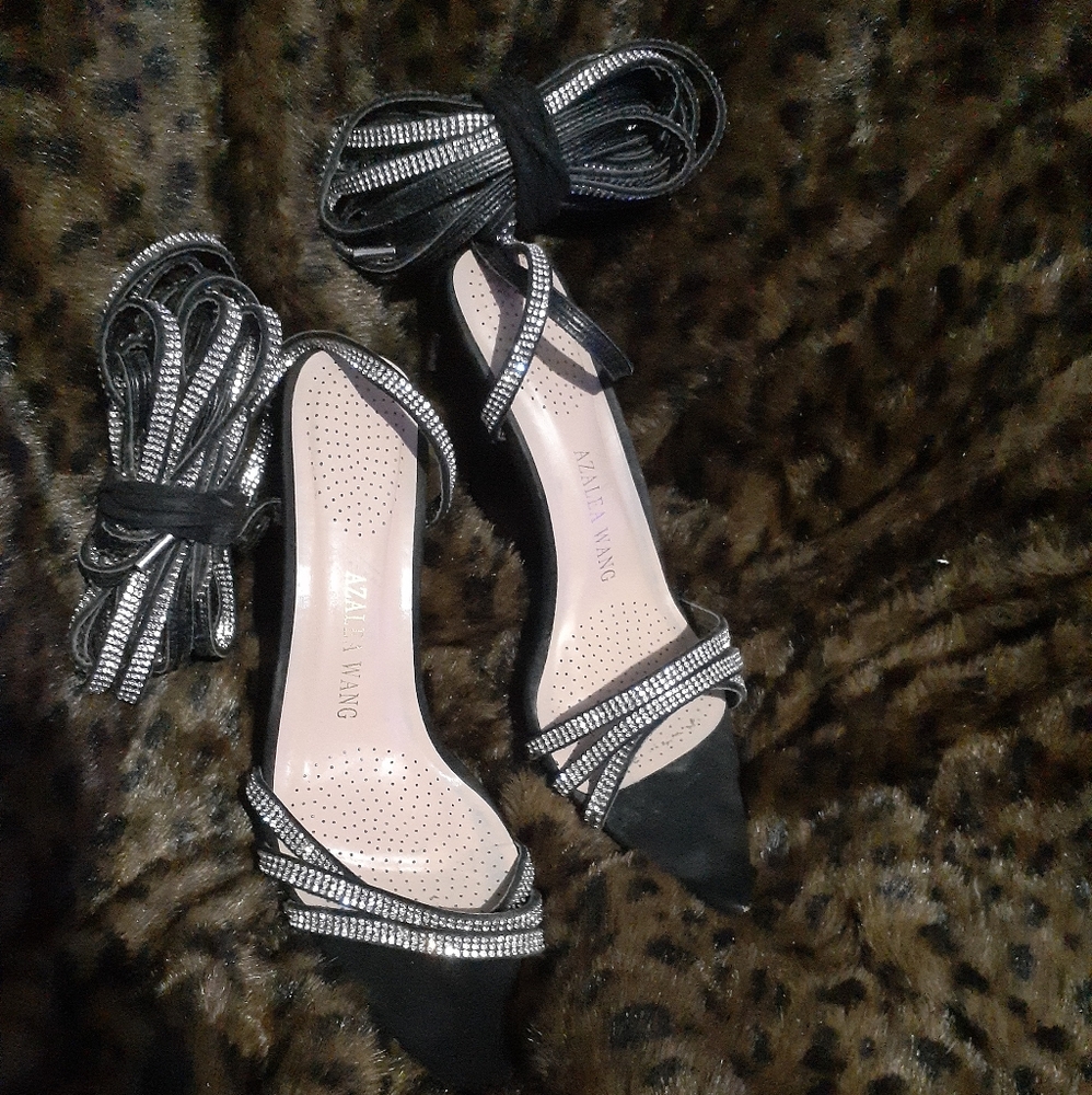 Azealia Wang black size 9